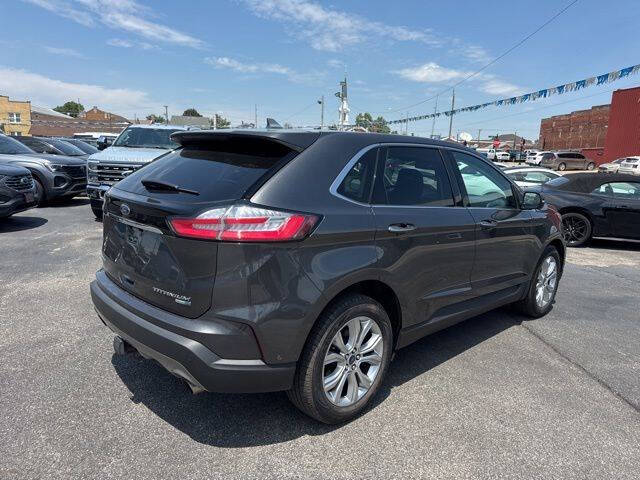 2020 Ford Edge Titanium
