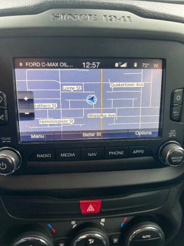 2017 Jeep Renegade Altitude