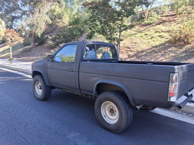 1986 Nissan Pickup