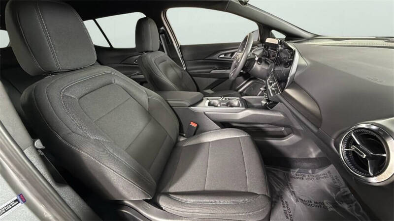 2026 Chevrolet Equinox EV LT 1