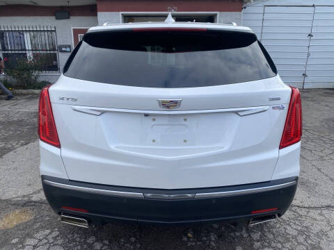 2017 Cadillac XT5 Luxury