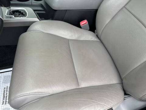 2016 Toyota Sequoia SR5