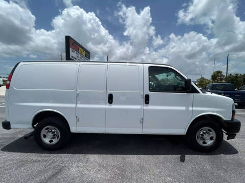2021 Chevrolet Express 2500