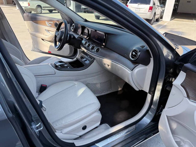 2018 Mercedes-Benz E-Class E 300