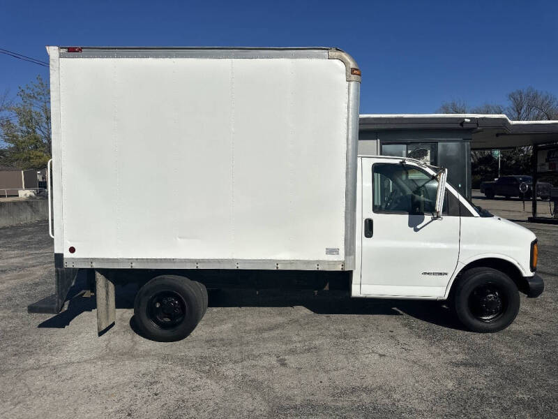 2000 Chevrolet Express 3500