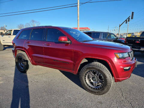 2018 Jeep Grand Cherokee for sale at CarTime in Rogers AR