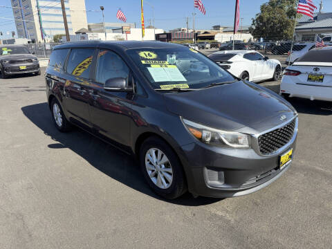 2016 Kia Sedona LX