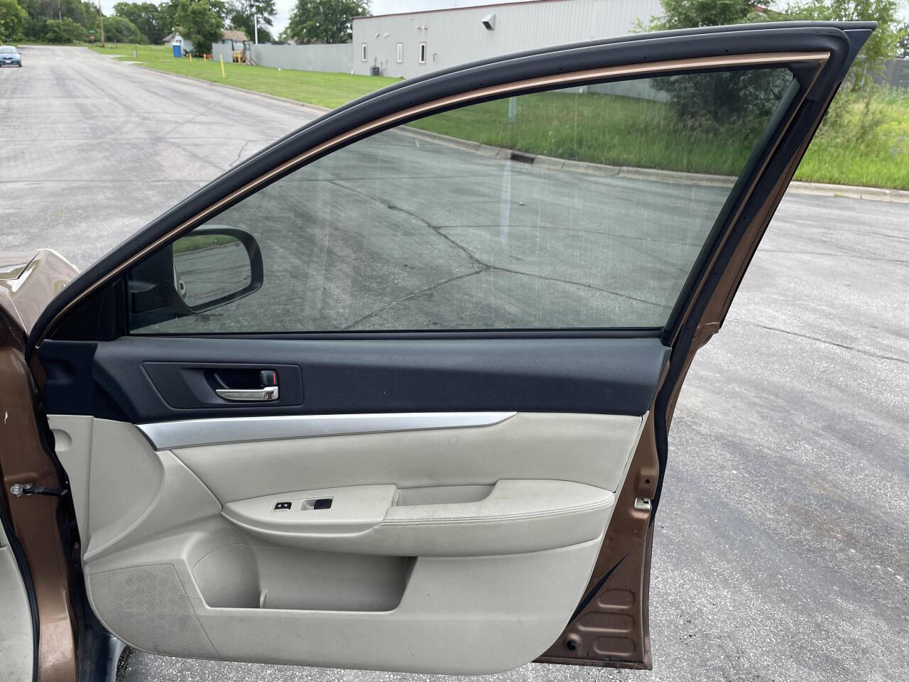 2011 Subaru Outback for sale at Twin Cities Auctions in Elk River, MN