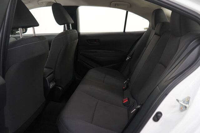 2025 Toyota Corolla Hybrid LE