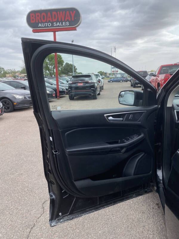 2017 Ford Edge SEL