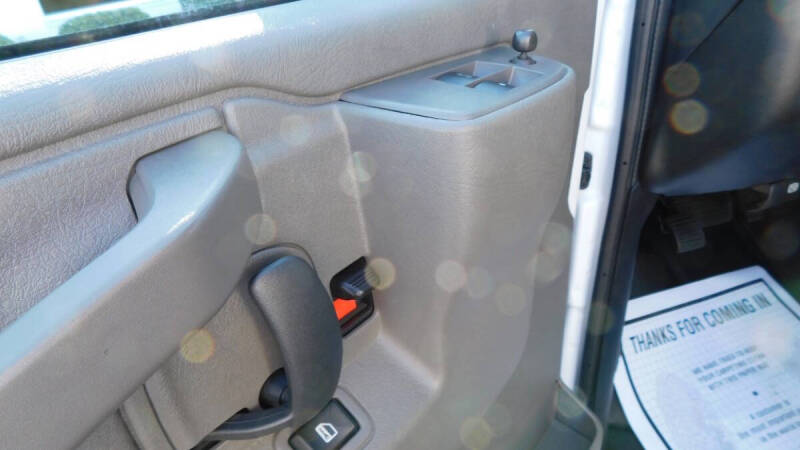 2024 GMC Savana 2500