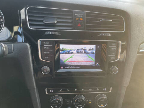 2015 Volkswagen Golf TSI SEL