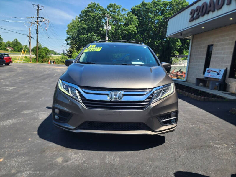 2018 Honda Odyssey EX-L photo 2