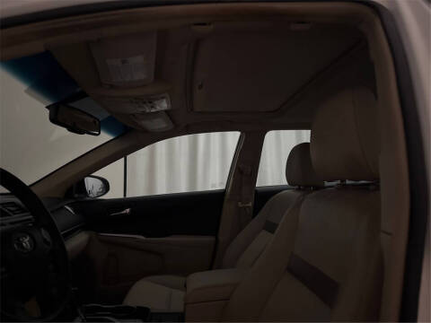 2014 Toyota Camry XLE V6