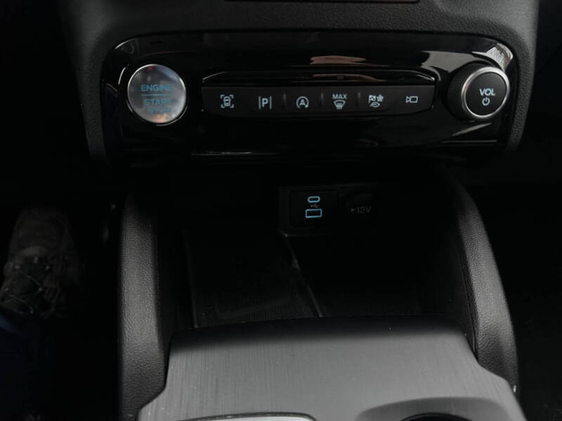 2023 Ford Escape Platinum