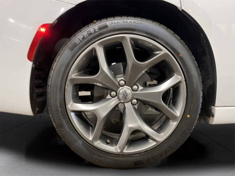 2017 Dodge Charger SXT