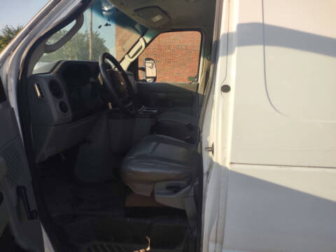 2011 Ford E-Series E-150