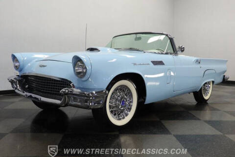 1957 Ford Thunderbird