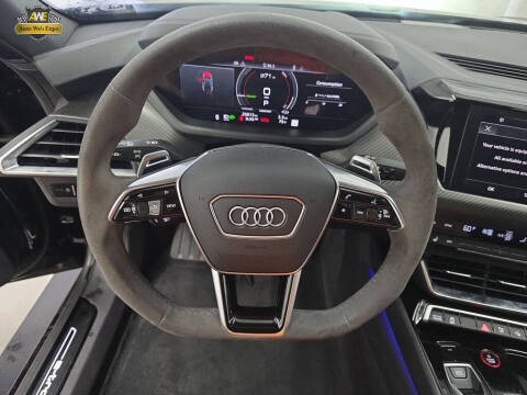 2022 Audi e-tron GT quattro Prestige