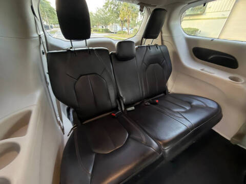 2018 Chrysler Pacifica Touring L