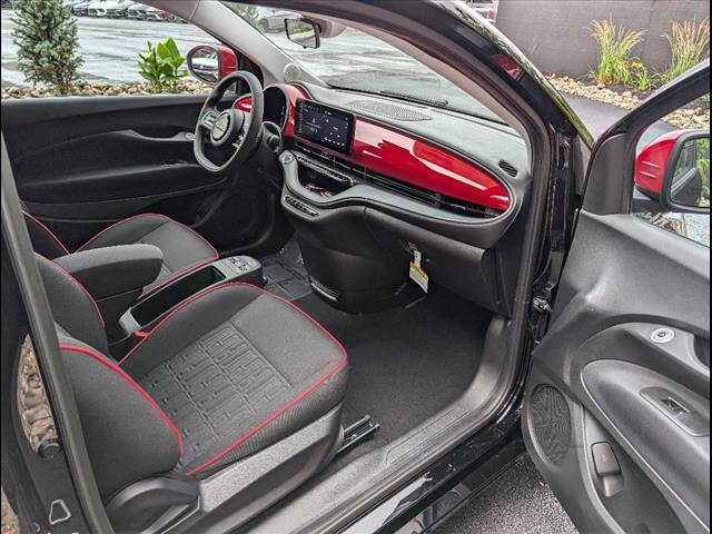 2024 FIAT 500e Inspi(RED)