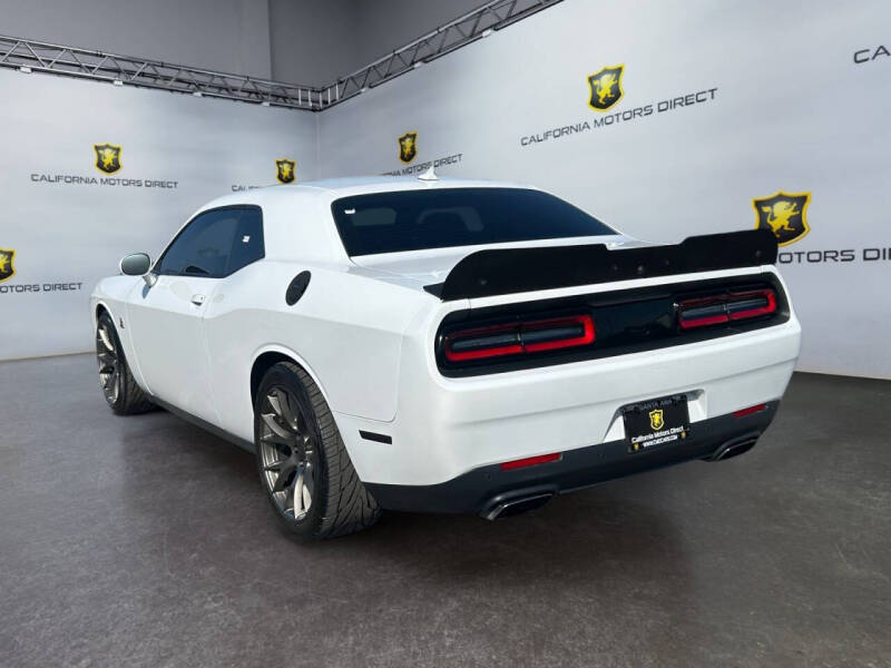 2016 Dodge Challenger R/T Scat Pack