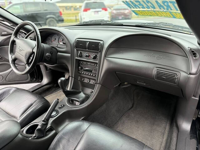 2002 Ford Mustang GT Deluxe