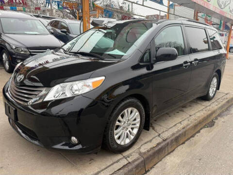 2017 Toyota Sienna for sale at Sylhet Motors in Jamaica NY