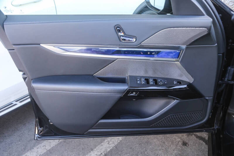 2024 BMW 7 Series 760i xDrive