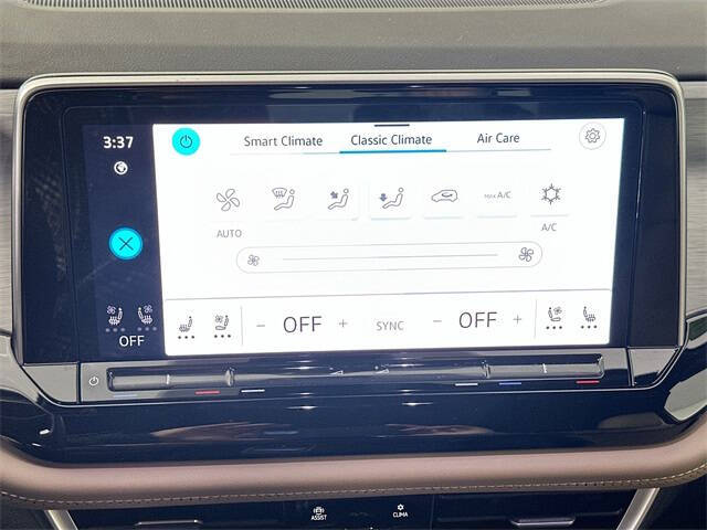 2024 Volkswagen Atlas Cross Sport SE 4Motion