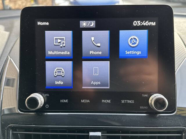 2022 Mitsubishi Eclipse Cross LE