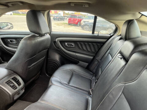 2011 Ford Taurus SEL