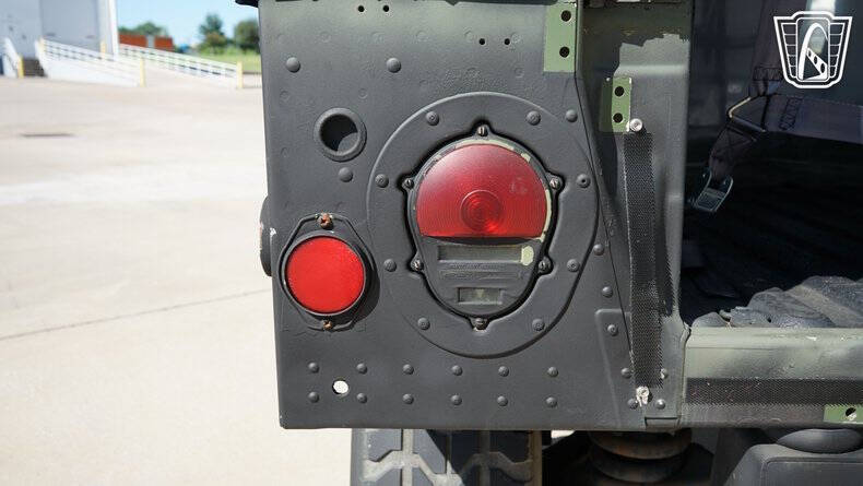 1991 AM General Hummer