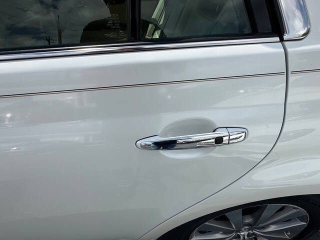 2011 Toyota Avalon Limited