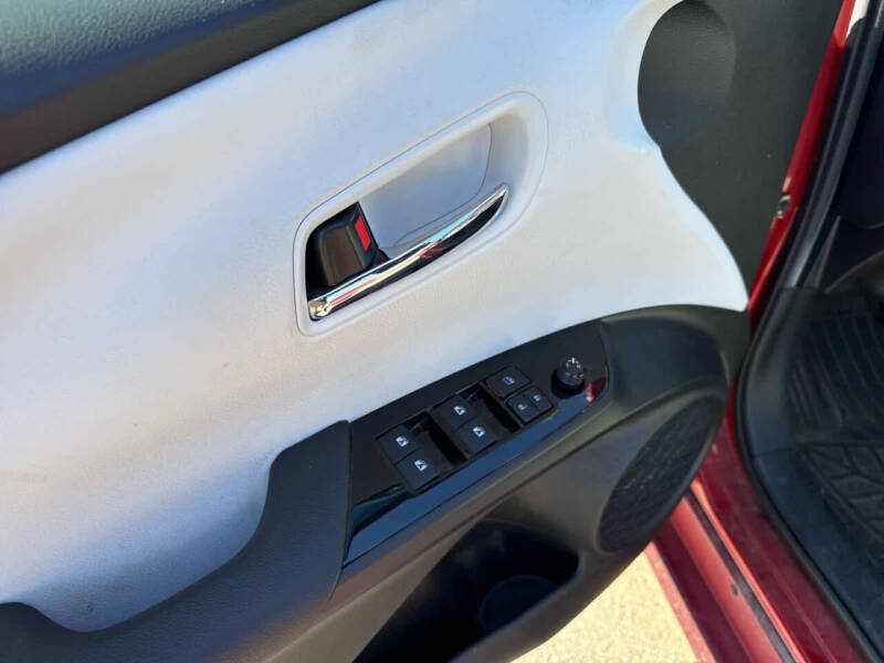 2017 Toyota Prius Three Touring