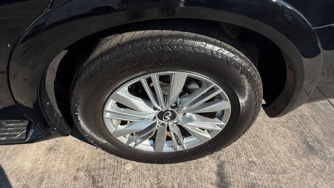 2019 Infiniti QX80 Luxe