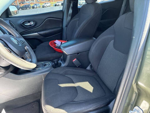 2020 Jeep Cherokee Latitude