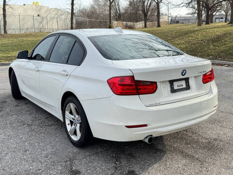 2015 BMW 3 Series 320i