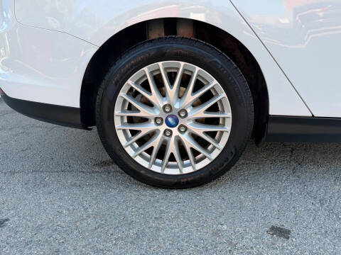2012 Ford Focus SEL