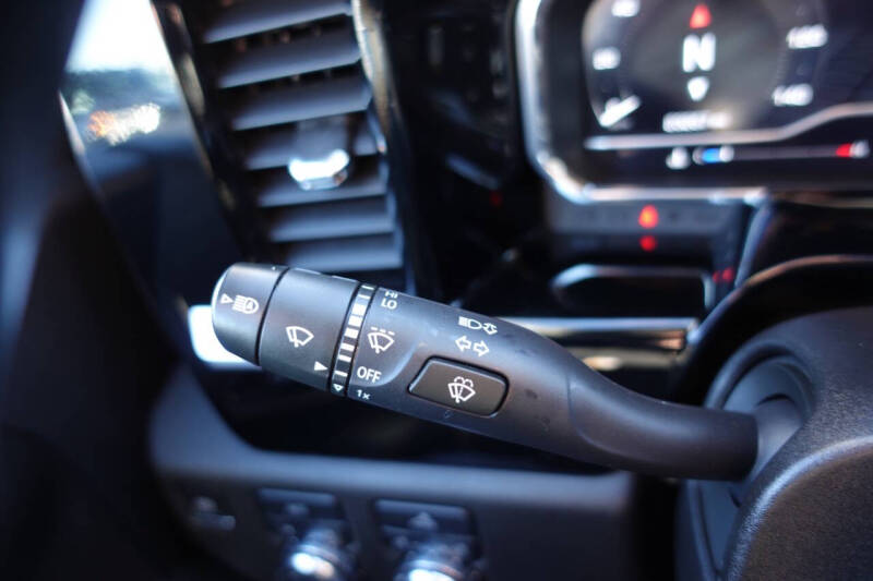 2024 GMC Sierra 1500 Elevation Standard