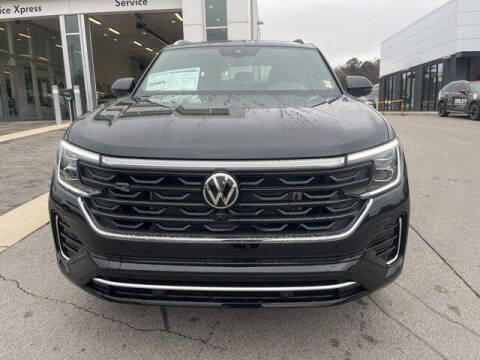 2026 Volkswagen Atlas Cross Sport SEL Premium R-Line 4Motion