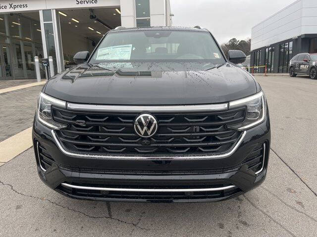 2026 Volkswagen Atlas Cross Sport SEL Premium R-Line 4Motion