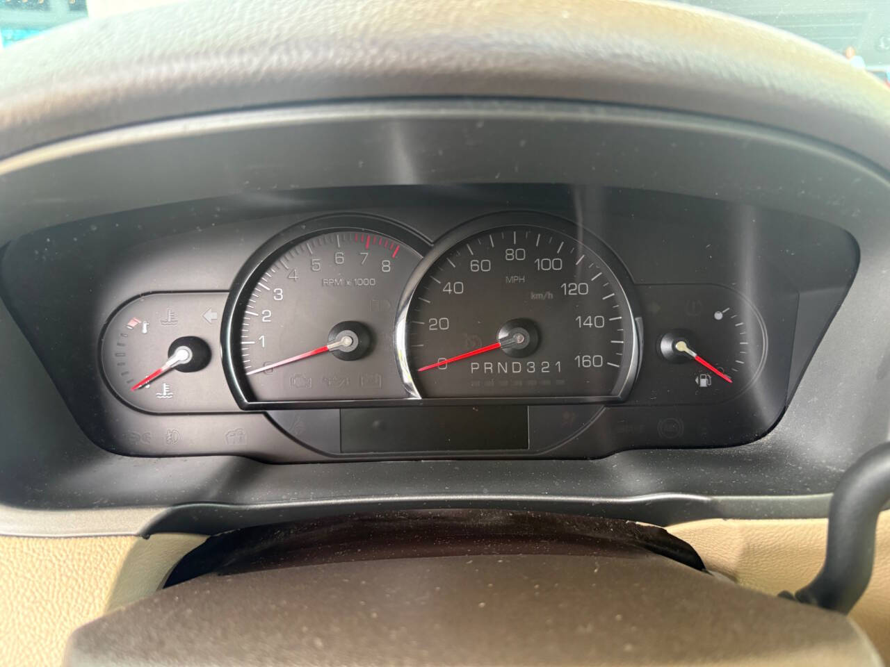 2007 Cadillac DTS 27