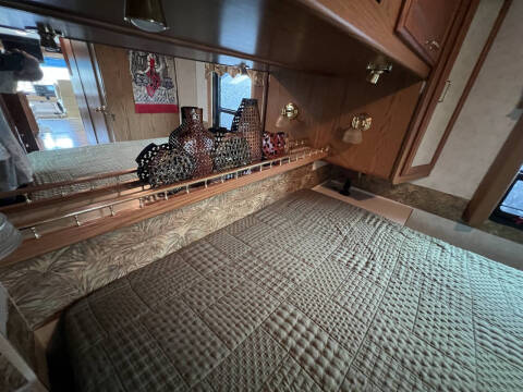 2000 Winnebago Adventurer