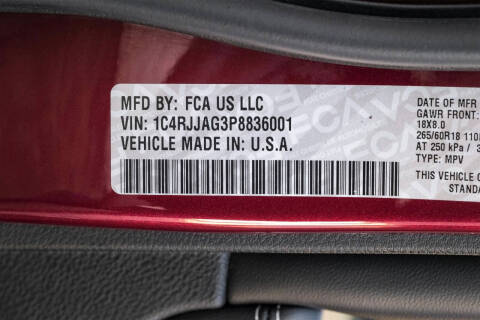 2023 Jeep Grand Cherokee L Laredo