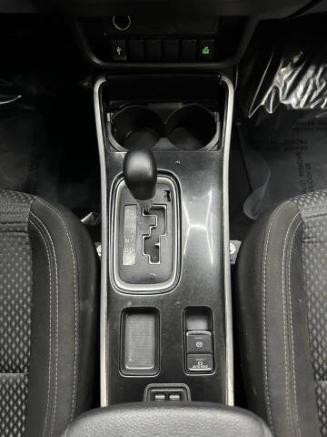 2020 Mitsubishi Outlander ES