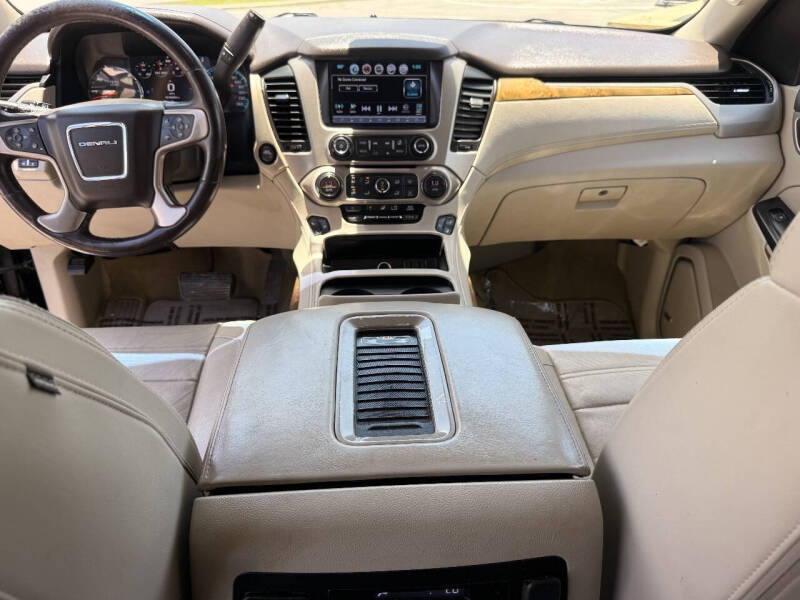 2017 GMC Yukon Denali