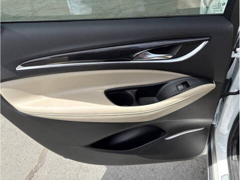 2020 Buick Enclave Essence