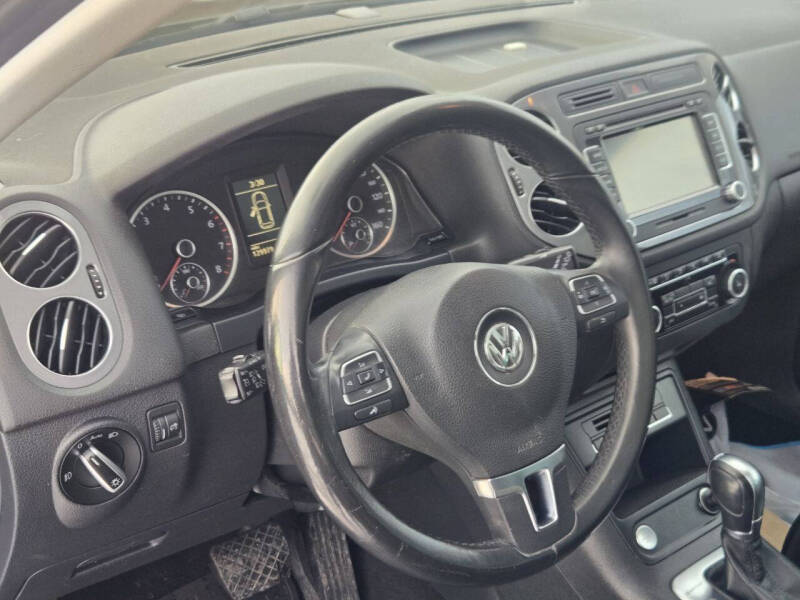 2012 Volkswagen Tiguan SEL 4Motion