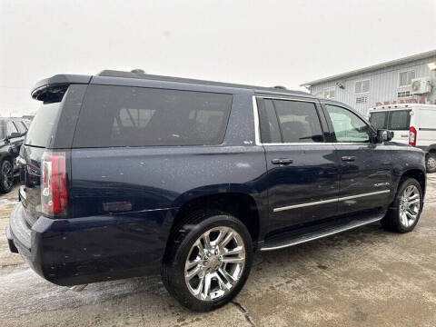 2017 GMC Yukon XL SLT